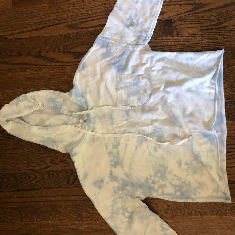 cute crop tiedie hoddie